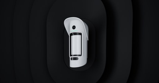 AJAX MotionCam Outdoor كاشف حركة خارجي لاسلكي مع كاميرا للتحقق (أبيض)